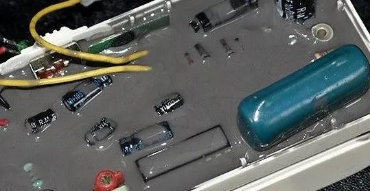 耐高温电子灌封胶如何减少和消除秋葵视频黄色